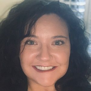 Meet your Posher, Carissa